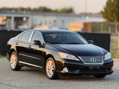 Used 2011 Lexus ES 350 FWD image 1