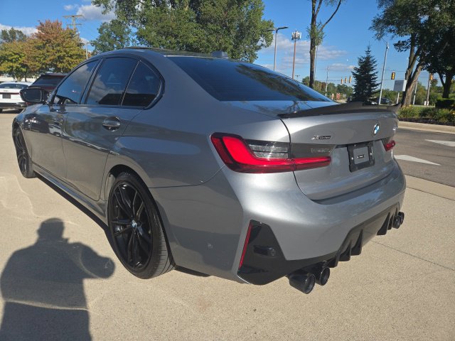Used 2024 BMW M340i xDrive w/ Premium Package AWD/4WD image 5