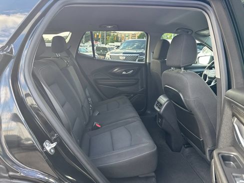 Used 2024 GMC Terrain SLE AWD/4WD image 19
