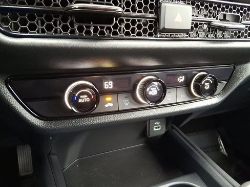 Certified 2023 Honda HR-V LX image 15