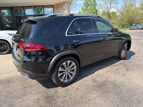 Used 2022 Mercedes-Benz GLE 350 4MATIC w/ Premium Package image 3
