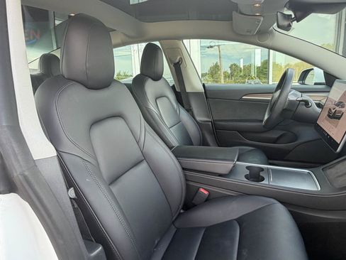 Used 2023 Tesla Model 3 Standard Range RWD image 16
