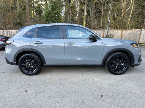 Used 2024 Honda HR-V Sport image 8