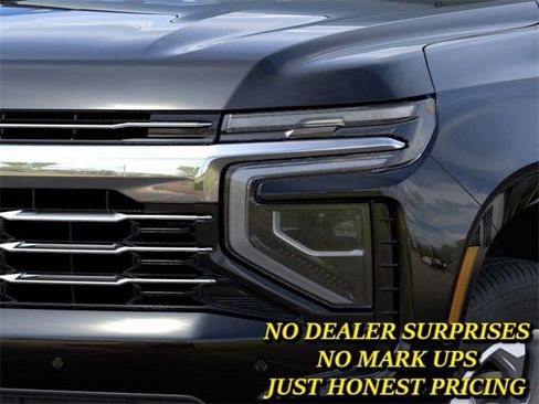 New 2026 Chevrolet Suburban LT w/ Comfort Package image 10