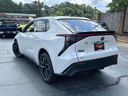 New 2026 Toyota bZ FWD image 5