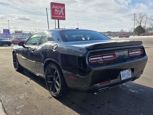 Used 2022 Dodge Challenger R/T w/ Blacktop Package image 7