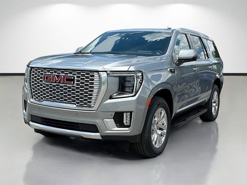 Used 2024 GMC Yukon Denali RWD image 7