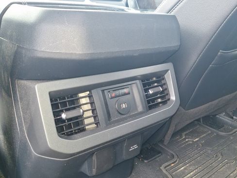 Used 2023 Ford F250 Lariat w/ Lariat Ultimate Package image 17