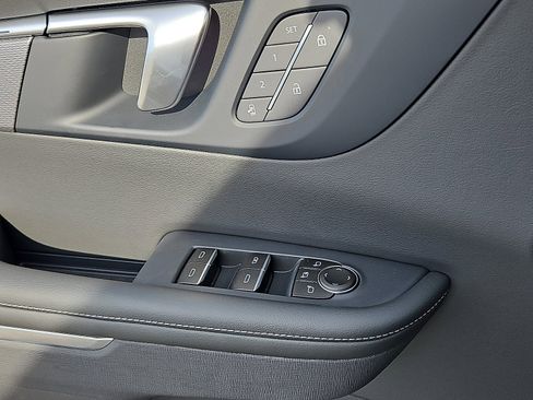 New 2026 Buick Enclave Sport Touring w/ Power Package image 18