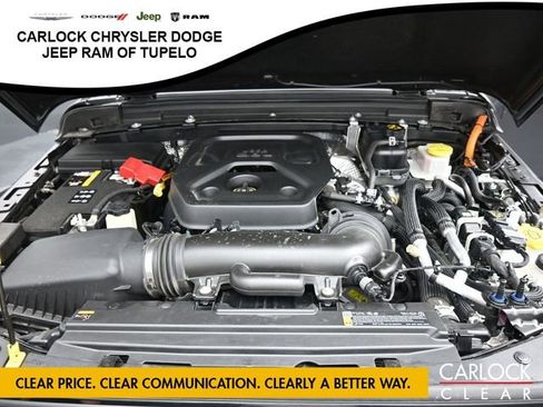 Used 2025 Jeep Wrangler Sport image 46