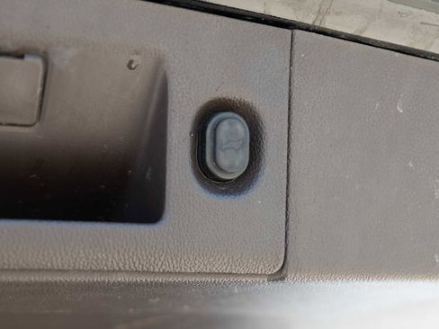 Used 2015 GMC Yukon Denali w/ Premium Package image 31