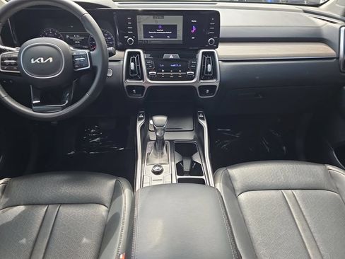 Used 2022 Kia Sorento S AWD/4WD image 14