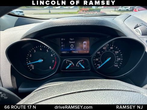 Used 2018 Ford Escape SE w/ SE Sync 3 Package AWD/4WD image 15