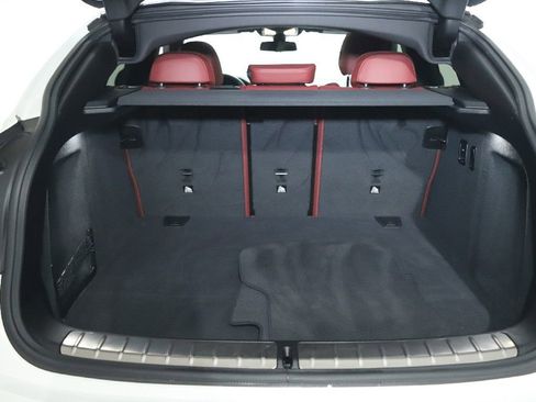 Used 2024 BMW X4 xDrive30i w/ Premium Package image 33