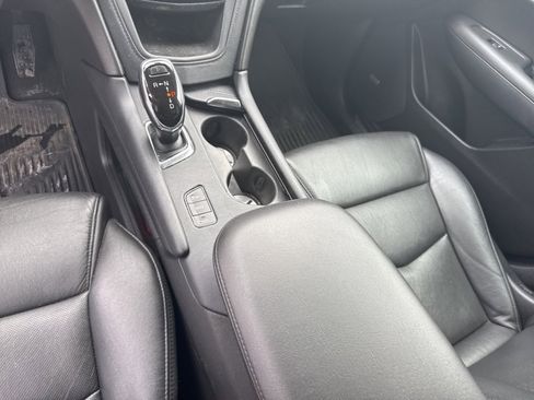 Used 2019 Cadillac XT5 Luxury image 31