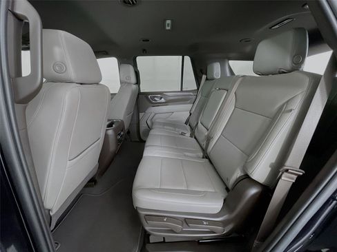 Used 2023 Chevrolet Tahoe LT w/ Luxury Package AWD/4WD image 28