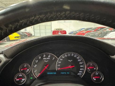 Used 2006 Chevrolet Corvette Coupe w/ Preferred Equipment Group image 29