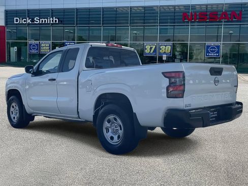New 2026 Nissan Frontier S image 4