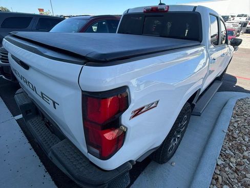 Certified 2026 Chevrolet Colorado Z71 w/ Technology Package AWD/4WD image 3