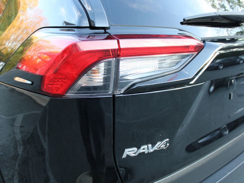 Used 2023 Toyota RAV4 XLE image 24