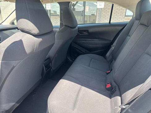 Used 2022 Toyota Corolla LE FWD image 22