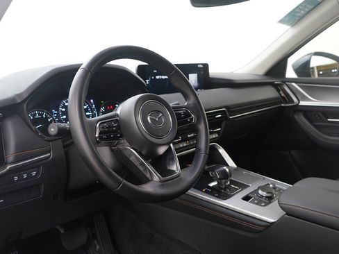 Certified 2025 MAZDA CX-90 3.3 Turbo w/ Preferred Package image 28