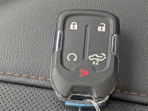 Used 2021 GMC Sierra 2500 AT4 w/ AT4 Premium Plus Package image 34