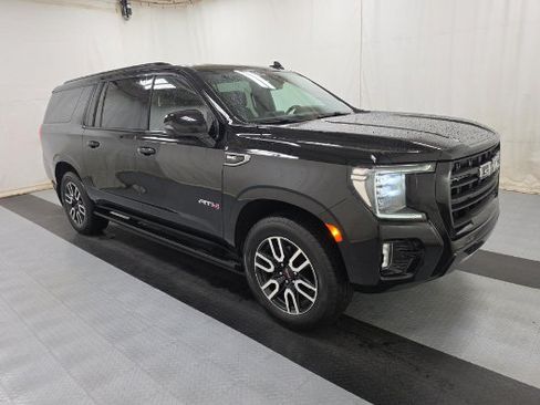 Used 2021 GMC Yukon XL AT4 w/ AT4 Premium Plus Package AWD/4WD image 2