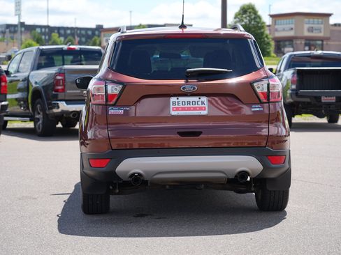 Used 2018 Ford Escape SEL AWD/4WD image 4