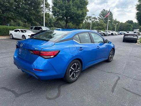 Used 2024 Nissan Sentra SV FWD image 4