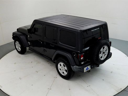 Used 2019 Jeep Wrangler Unlimited Sport S image 15