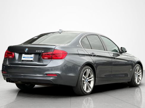 Used 2017 BMW 330e RWD image 5
