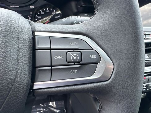 New 2026 Jeep Compass Latitude AWD/4WD image 28