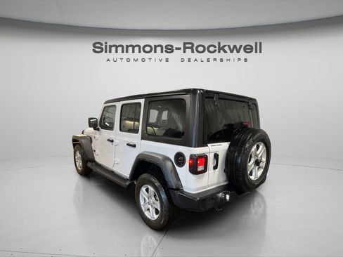 Used 2022 Jeep Wrangler Unlimited Sport image 7
