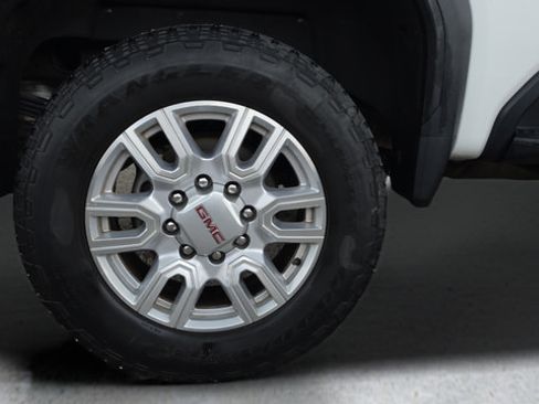 Used 2022 GMC Sierra 2500 SLE w/ SLE Value Package; AWD/4WD image 22