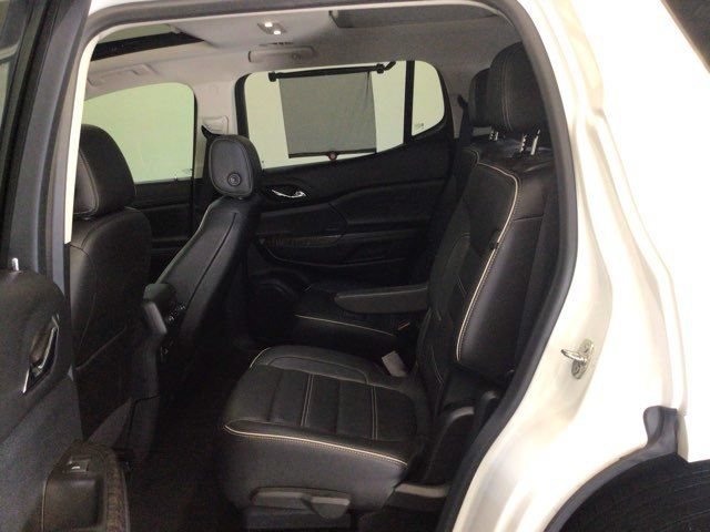 Used 2020 GMC Acadia Denali w/ Denali Ultimate Package AWD/4WD image 11