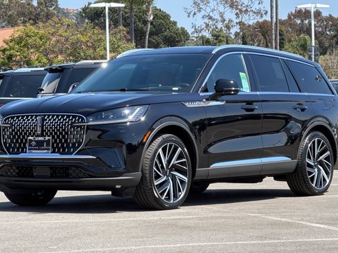 New 2025 Lincoln Aviator Reserve w/ Equipment Group 201A image 7