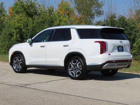 Used 2024 Hyundai Palisade Limited image 32