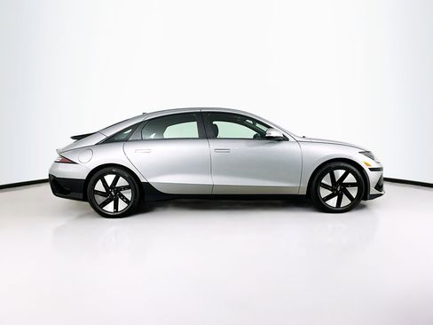Used 2024 Hyundai Ioniq 6 SE AWD/4WD image 10