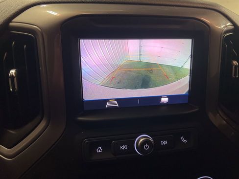 Used 2020 Chevrolet Silverado 1500 Custom w/ Custom Max Trailering Package image 17