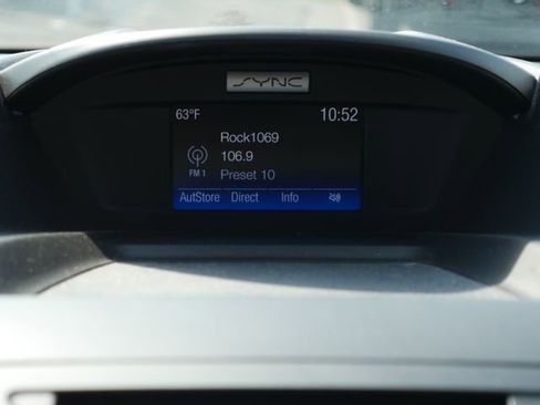 Used 2017 Ford Escape SE image 4