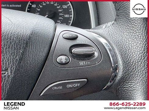 Used 2023 Nissan Murano SV image 19