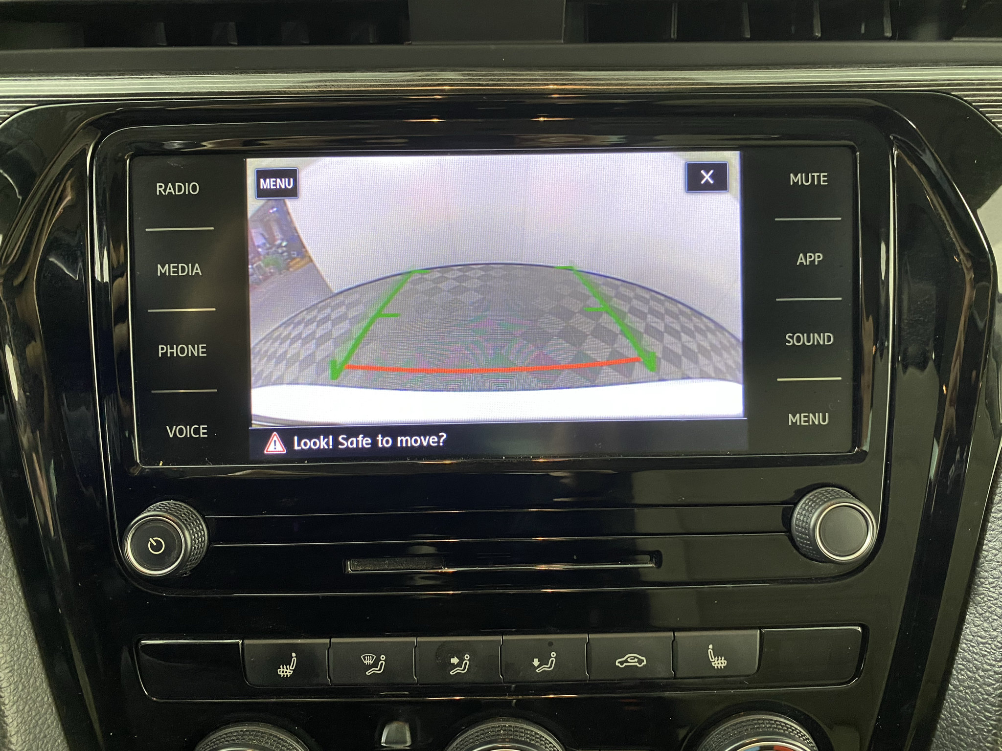 Used 2020 Volkswagen Passat 2.0T R-Line FWD image 26