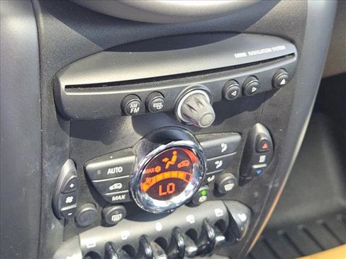 Used 2011 MINI Cooper Countryman S FWD image 12