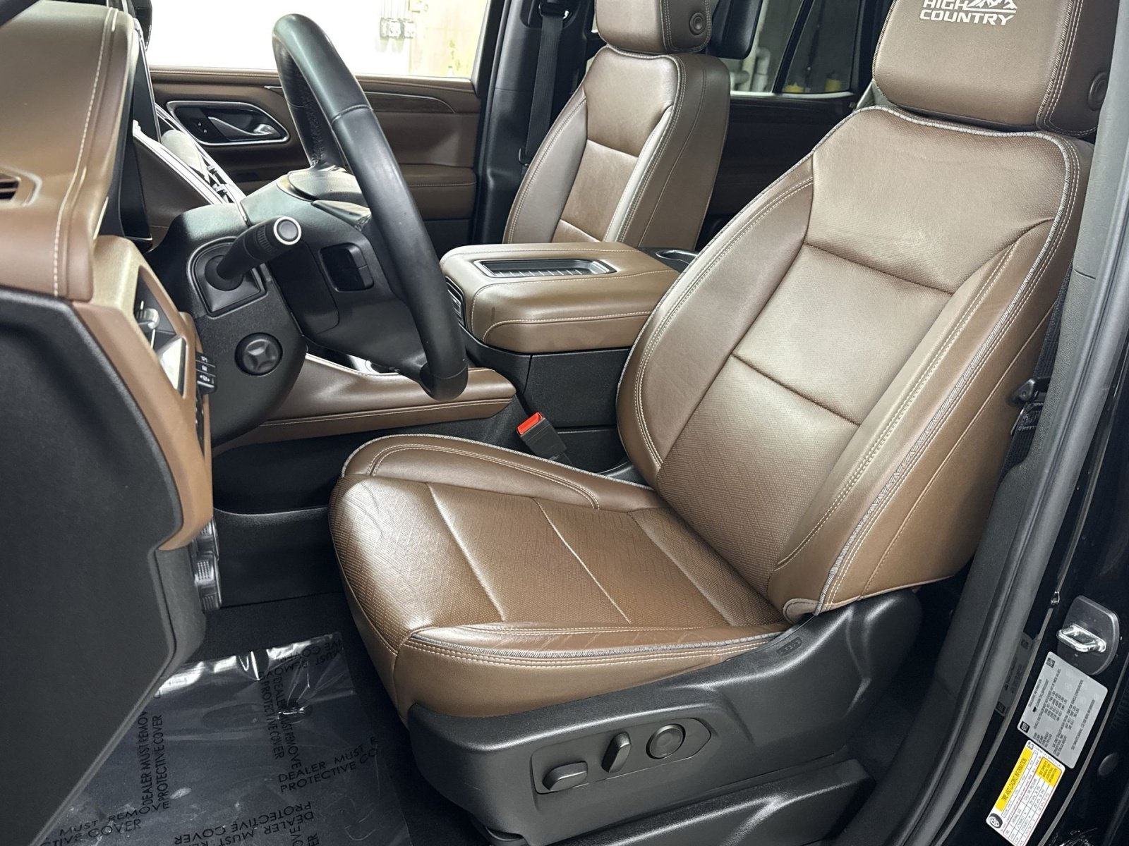 Used 2023 Chevrolet Tahoe High Country AWD/4WD image 14