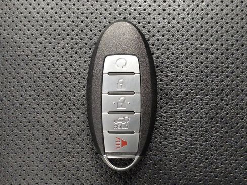 Used 2017 Nissan Murano SL w/ SL Technology Package image 32