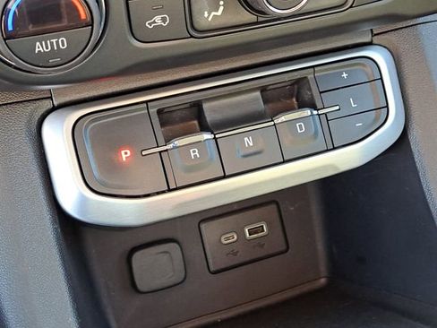 Used 2020 GMC Acadia SLE w/ Driver Convenience Package image 15