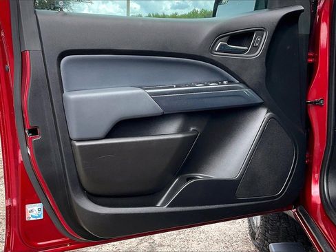 Used 2020 Chevrolet Colorado Z71 image 17