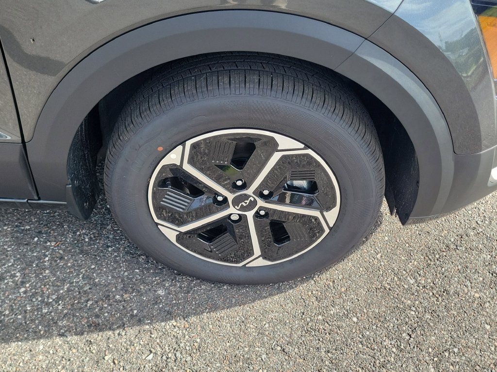 New 2026 Kia Niro LX FWD image 38