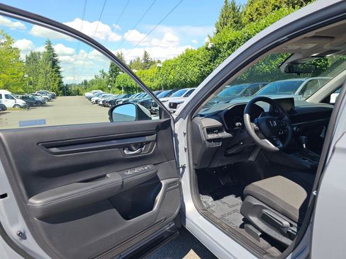 Certified 2023 Honda CR-V LX image 23
